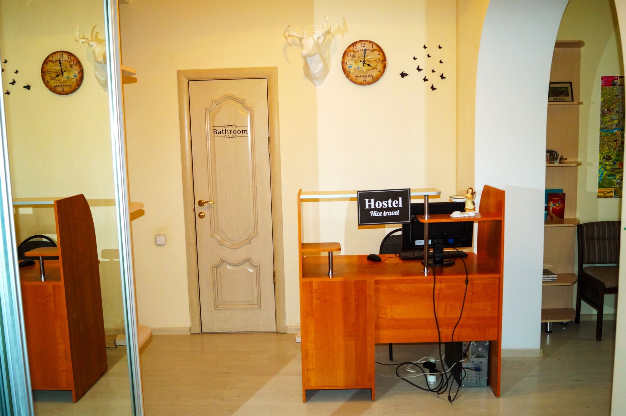 Hostel Nice Travel Akmola Esterno foto
