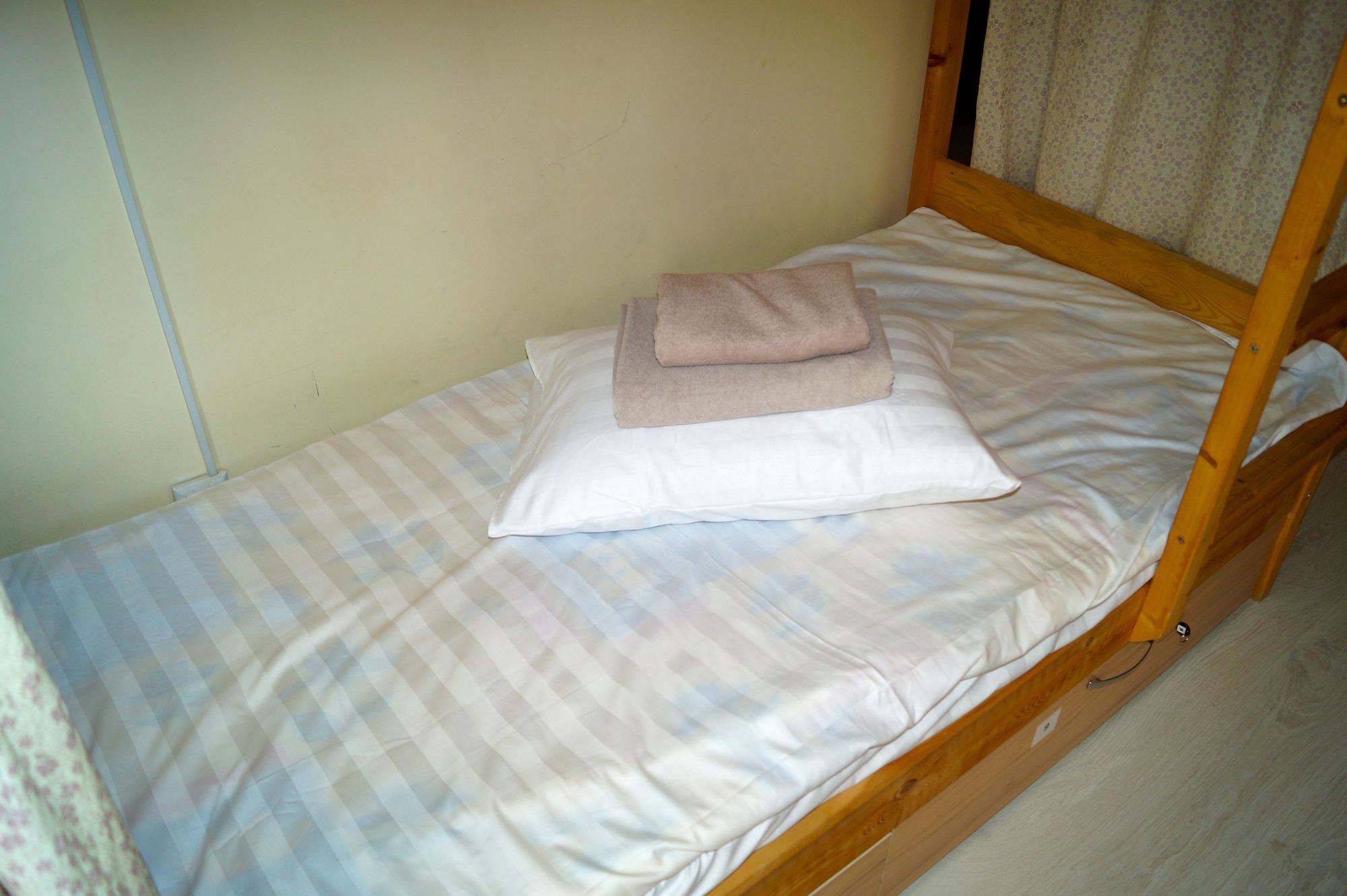Hostel Nice Travel Akmola Esterno foto